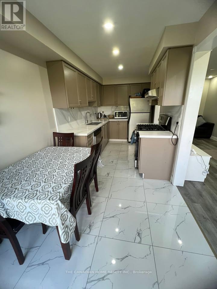 50 Monaco Court W, Brampton, Ontario  L7A 1X4 - Photo 13 - W13821556