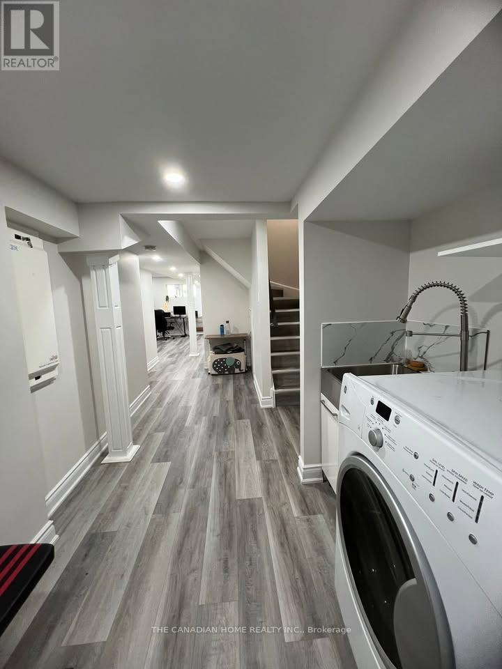 50 Monaco Court W, Brampton, Ontario  L7A 1X4 - Photo 7 - W13821556