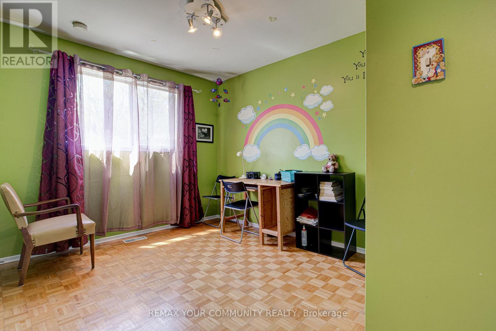 557 Glen Manor Boulevard, Waterloo, Ontario  N2L 4T7 - Photo 18 - X13821532