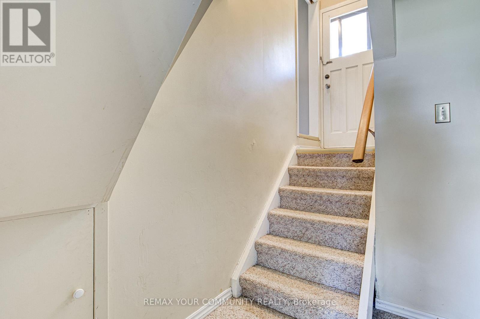 557 Glen Manor Boulevard, Waterloo, Ontario  N2L 4T7 - Photo 25 - X13821532