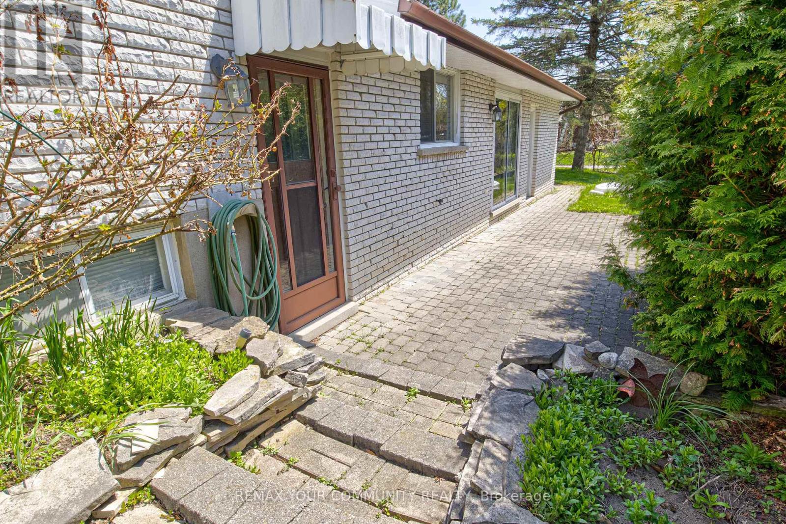557 Glen Manor Boulevard, Waterloo, Ontario  N2L 4T7 - Photo 27 - X13821532