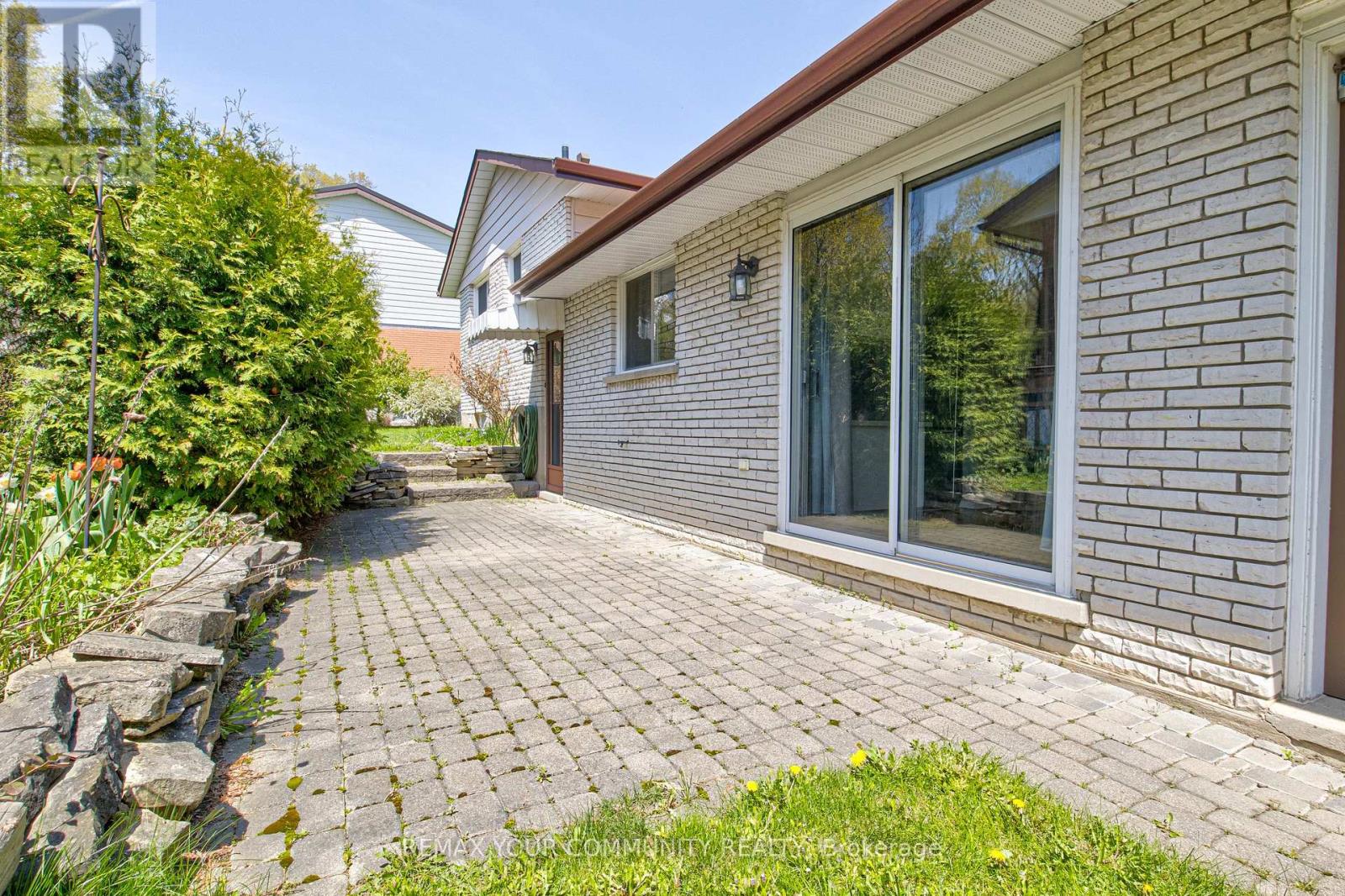 557 Glen Manor Boulevard, Waterloo, Ontario  N2L 4T7 - Photo 28 - X13821532
