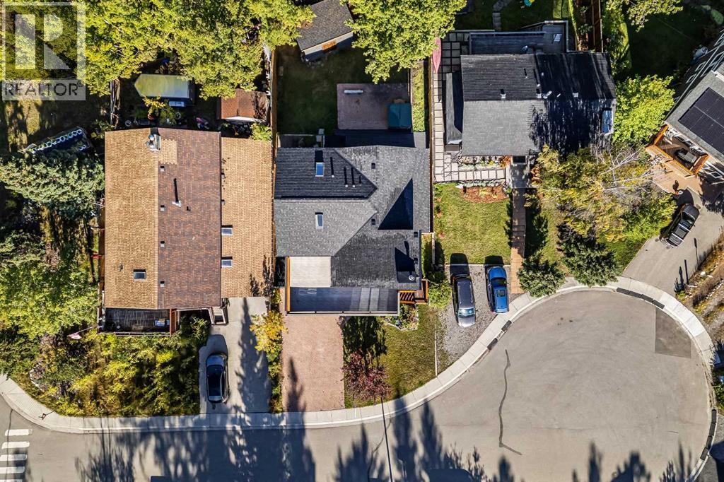 610 Larch Place, Canmore, Alberta  T1W 1S1 - Photo 6 - A2332223