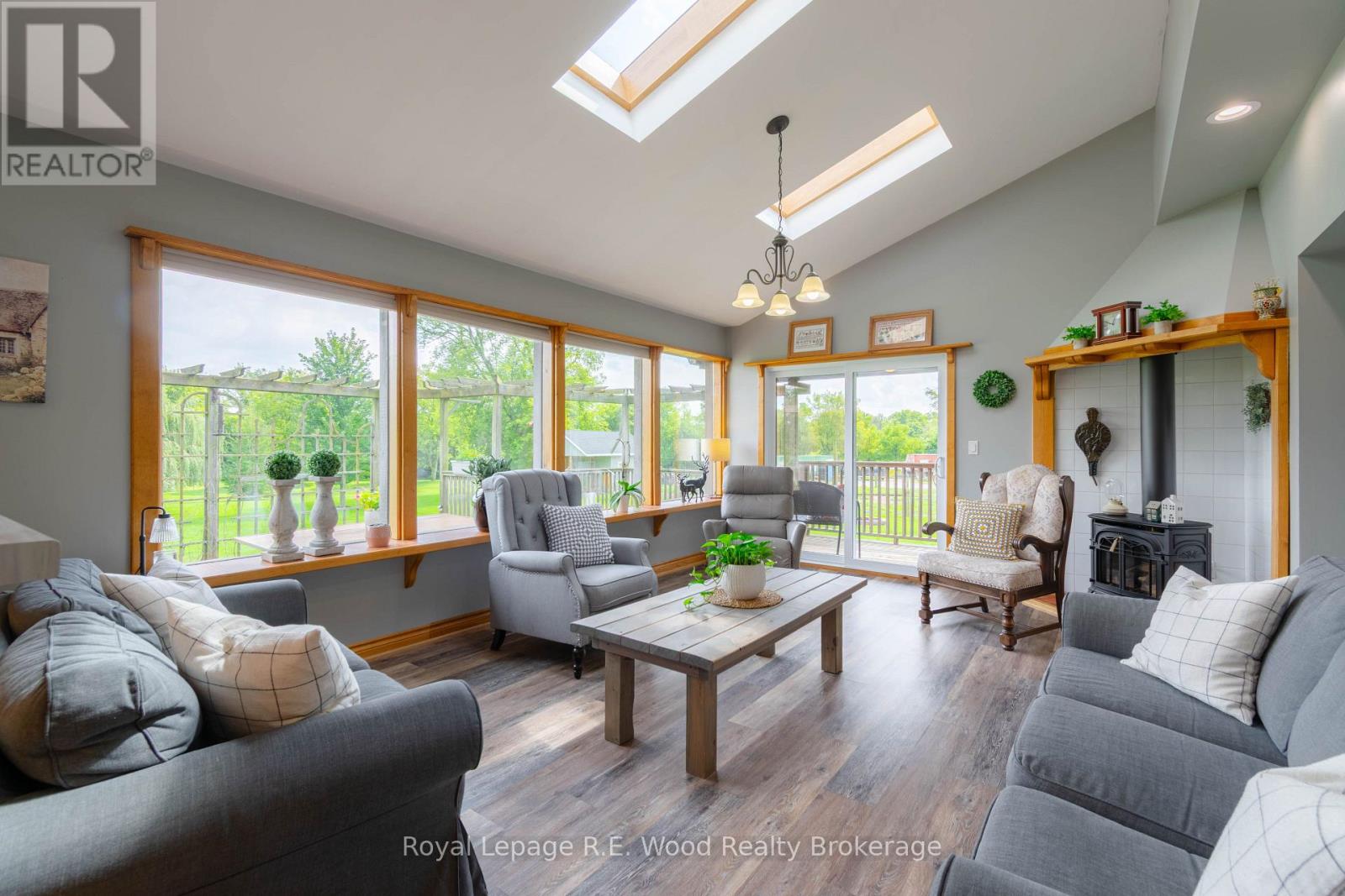 325834 NORWICH ROAD photo 16