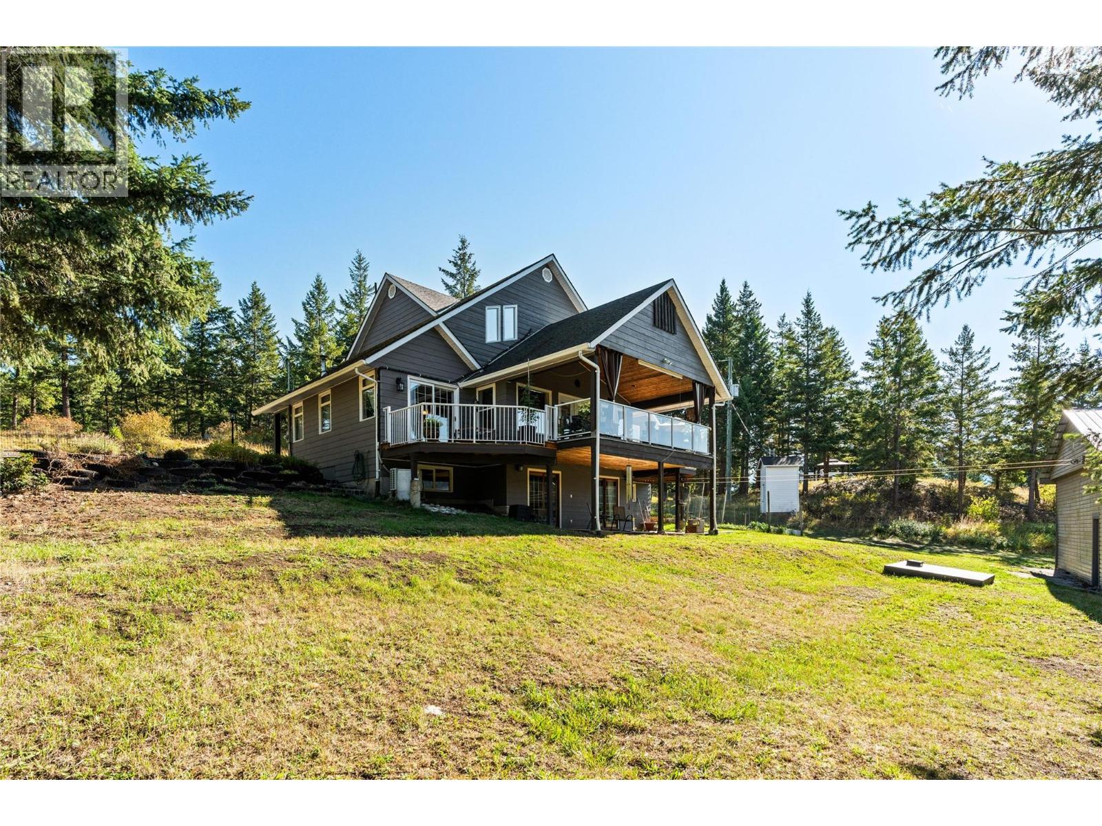 59 Rawlings Lake Road, Lumby, British Columbia