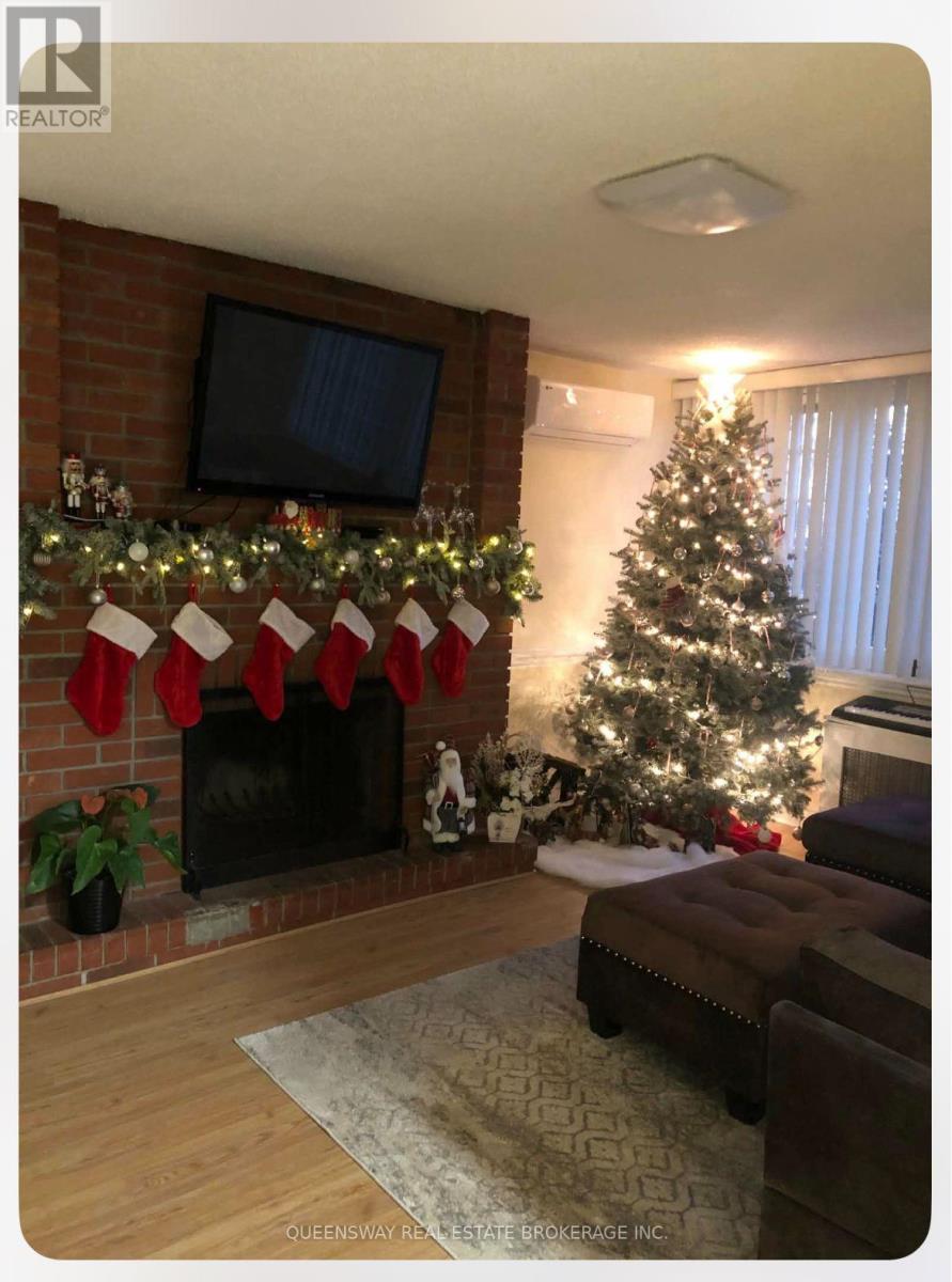 2ND FLOOR AND ATTIC - 432 GLADSTONE AVENUE