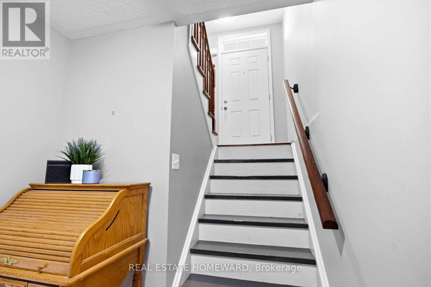 10 - 571 Longworth Avenue E, Clarington, Ontario  L1C 0H3 - Photo 28 - E13821590
