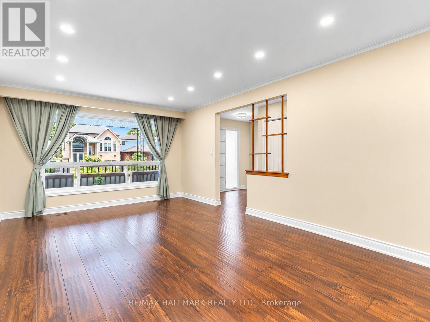 Main & Second Floor - 41 Woodville Avenue, Toronto, Ontario  M4K 2J5 - Photo 13 - E13821598