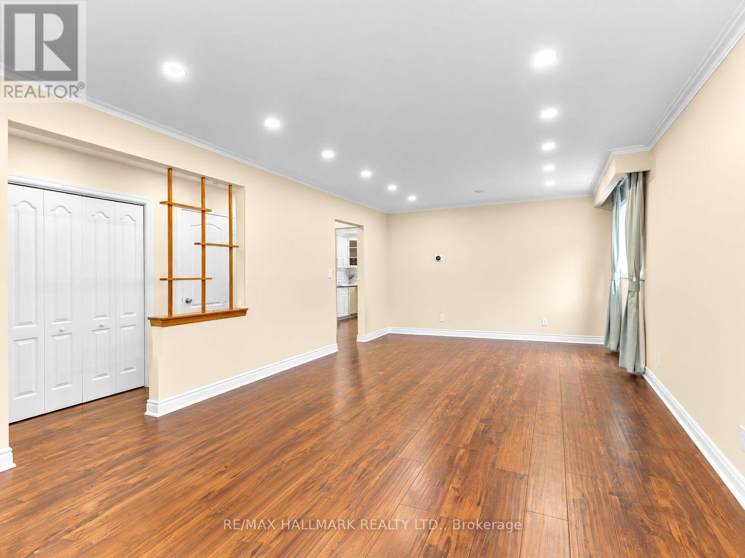Main & Second Floor - 41 Woodville Avenue, Toronto, Ontario  M4K 2J5 - Photo 9 - E13821598