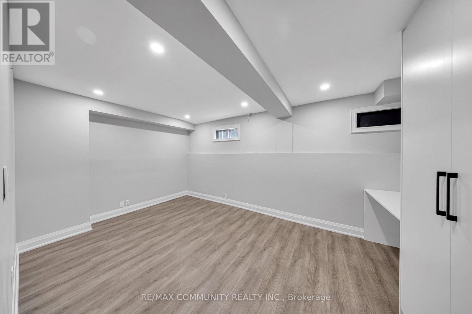 43 Fieldwood Drive, Toronto, Ontario  M1V 3G3 - Photo 41 - E13821636