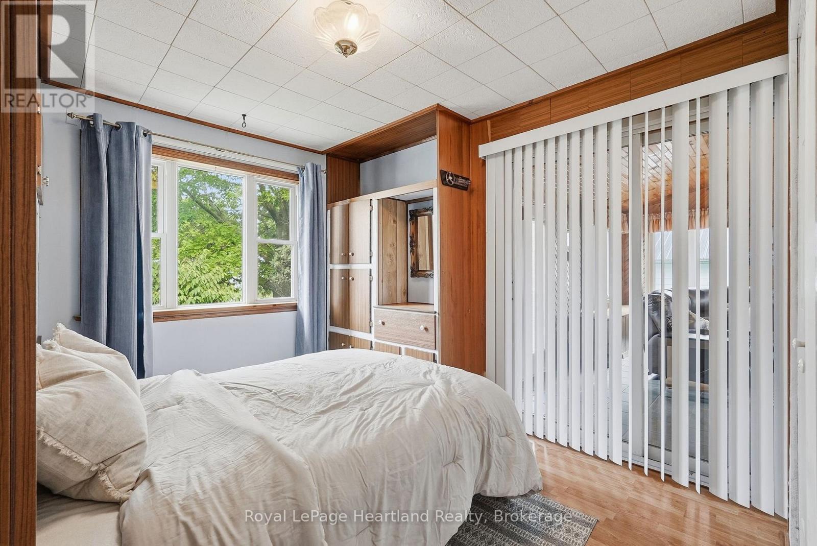 156 Queen Street S, Minto, Ontario  N0G 1Z0 - Photo 14 - X13821566