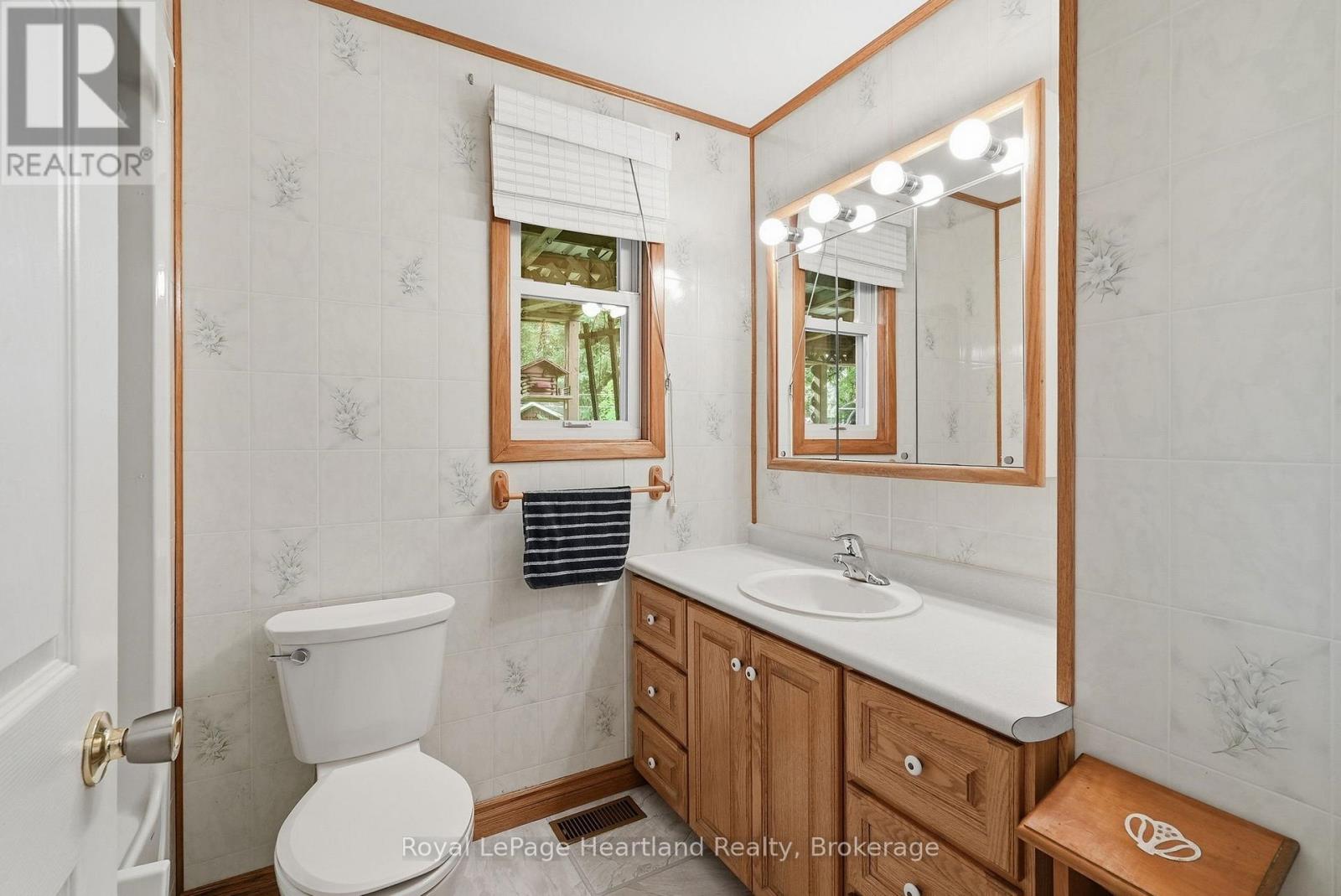 156 Queen Street S, Minto, Ontario  N0G 1Z0 - Photo 16 - X13821566