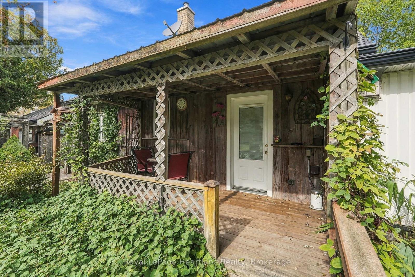 156 Queen Street S, Minto, Ontario  N0G 1Z0 - Photo 30 - X13821566