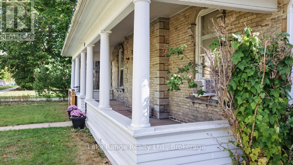 769 Princes Street, Kincardine, Ontario  N2Z 2Y5 - Photo 2 - X13821646