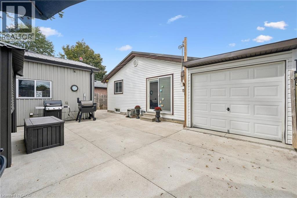 136 Woodlawn Avenue, Brantford, Ontario  N3R 6S2 - Photo 21 - 40864453