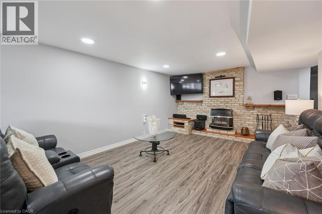 136 Woodlawn Avenue, Brantford, Ontario  N3R 6S2 - Photo 14 - 40864453