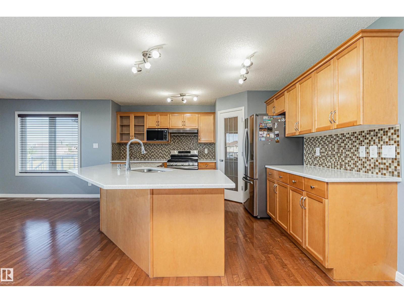 1254 MCALLISTER WY SW photo 15