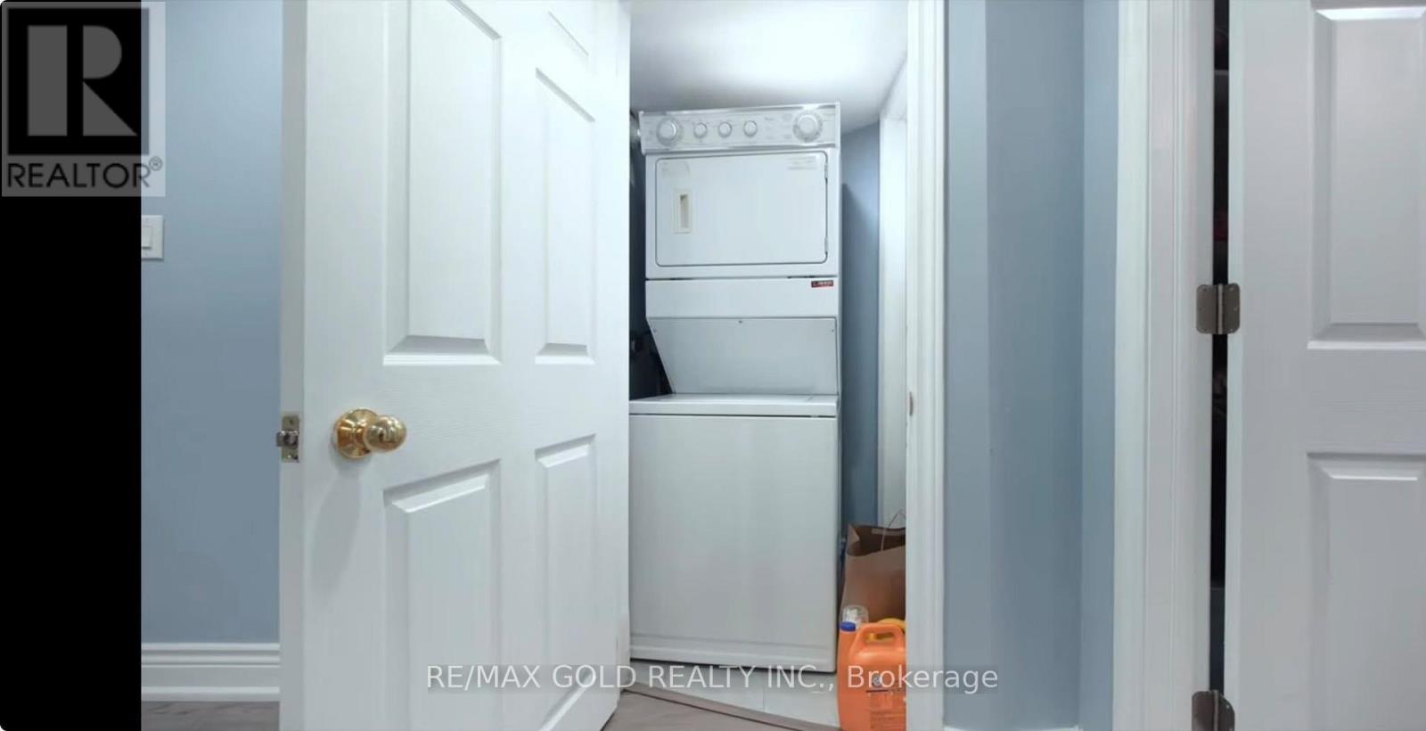 5261 River Forest Court, Mississauga, Ontario  L5V 2C7 - Photo 50 - W13804406