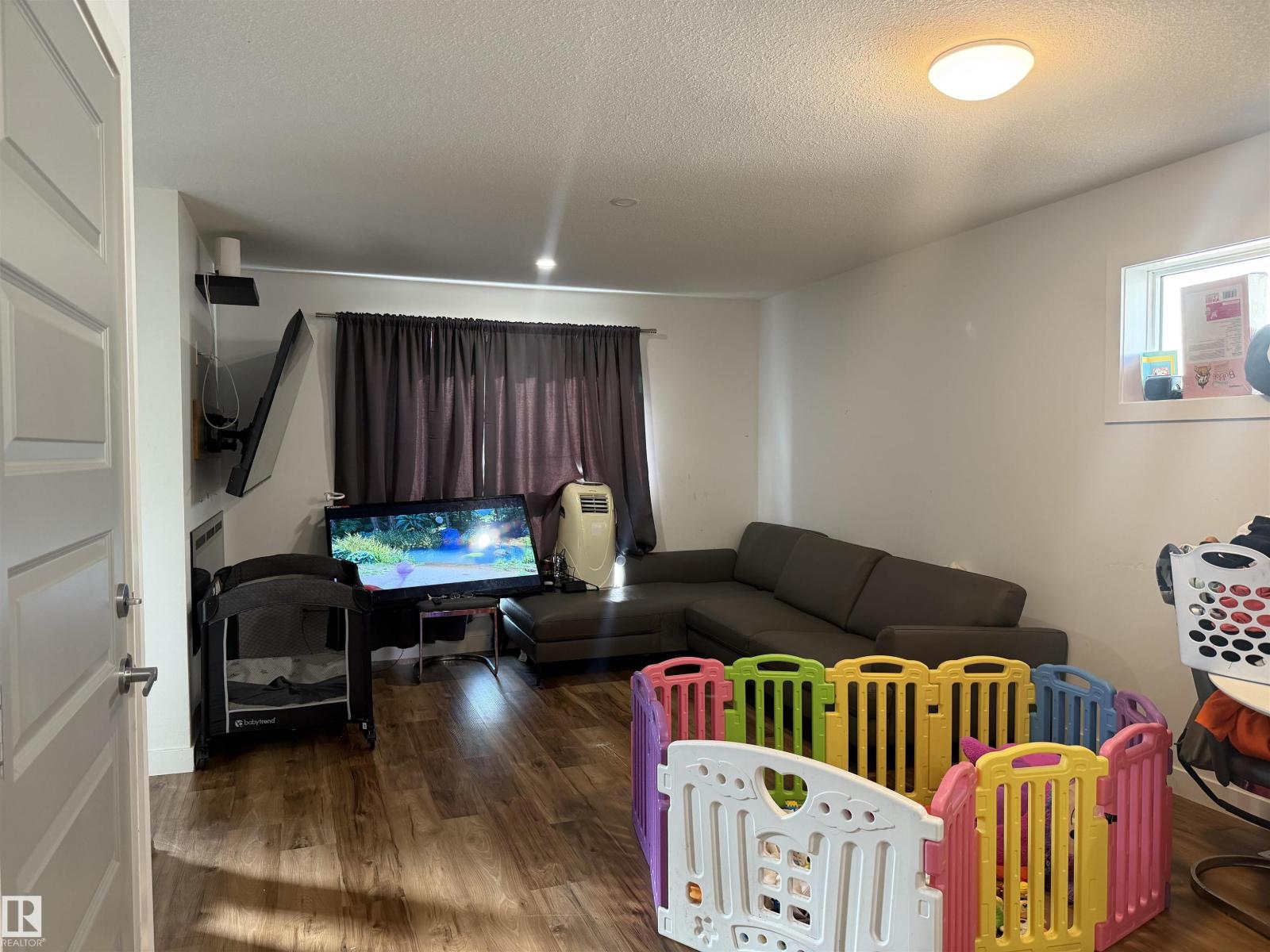 11442 82 ST NW
