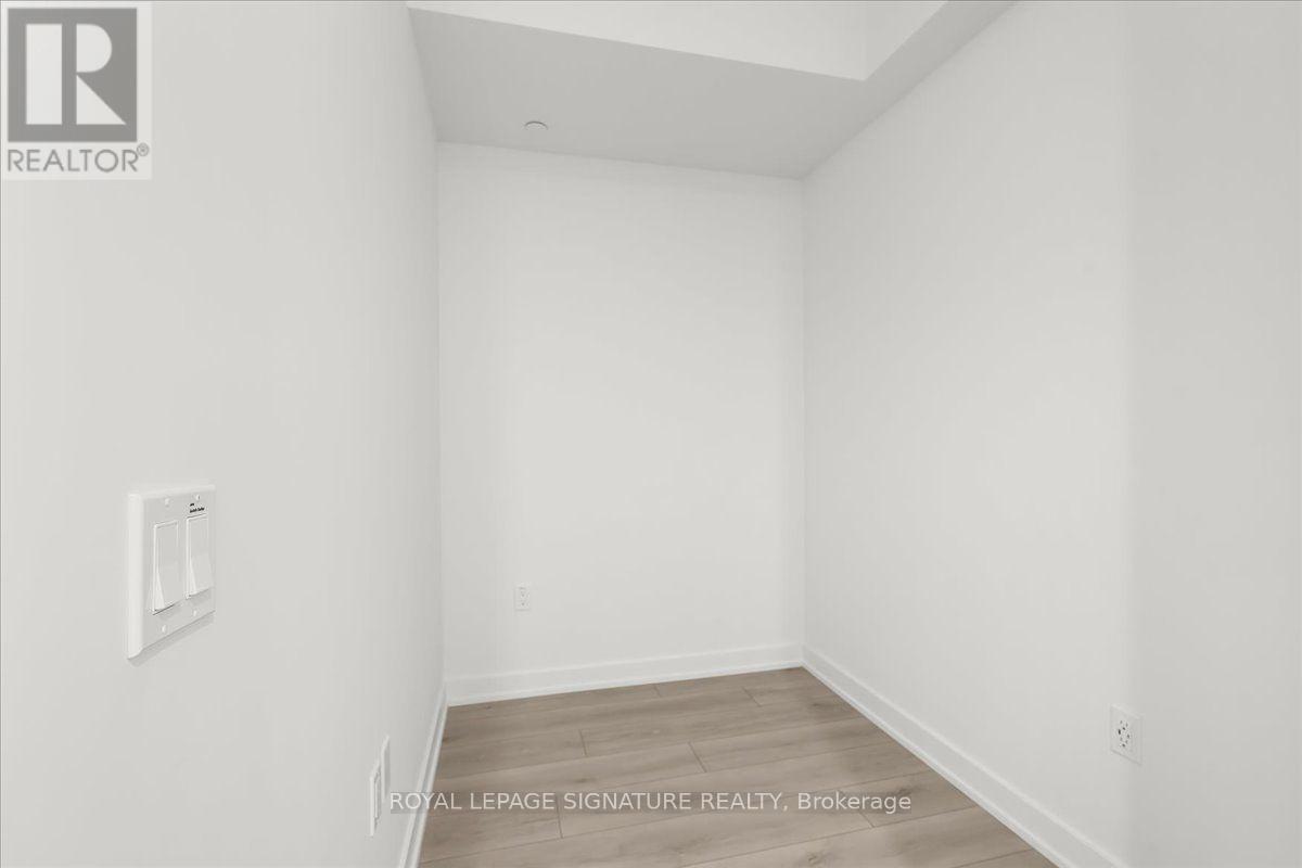 905 - 1 Fairview Road E, Mississauga, Ontario  L5A 0B4 - Photo 17 - W13821602