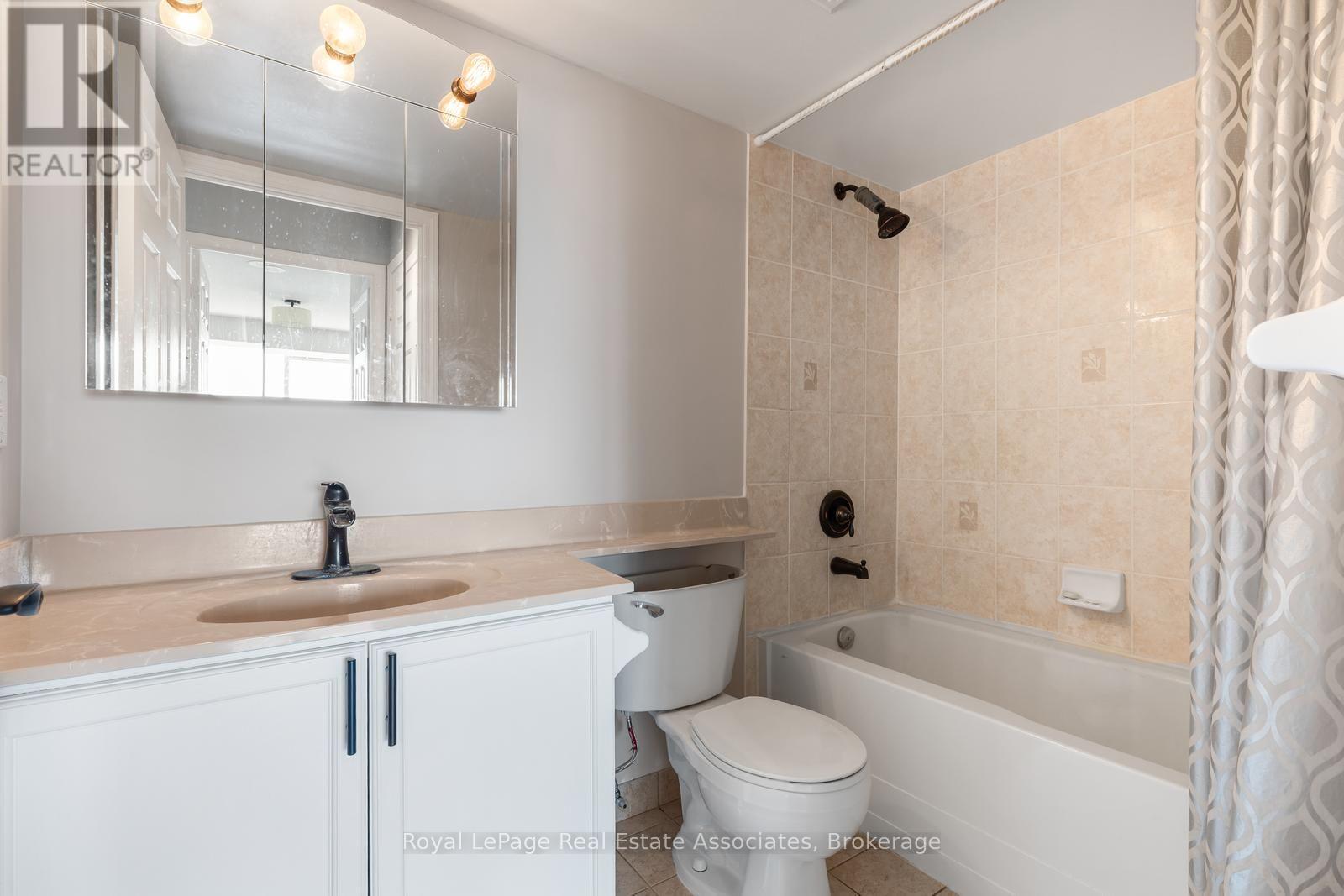 1707 - 4889 Kimbermount Avenue, Mississauga, Ontario  L5M 7R9 - Photo 15 - W13821604