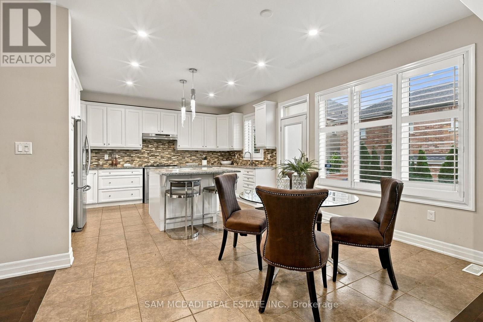 146 Mcwilliams Crescent, Oakville, Ontario  L6M 0W5 - Photo 15 - W13821620