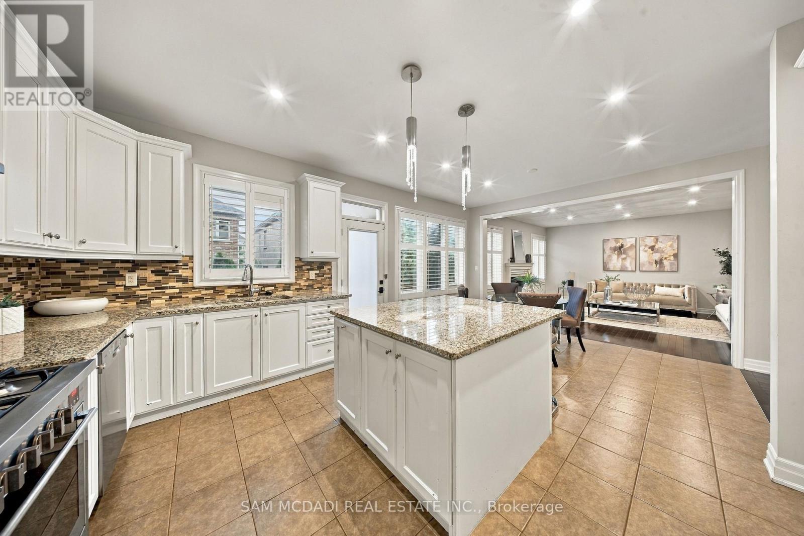 146 Mcwilliams Crescent, Oakville, Ontario  L6M 0W5 - Photo 18 - W13821620