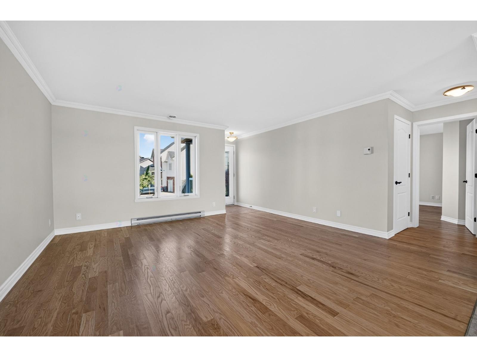 102 Rue Boisjoli Saint-Constant Quebec Canada J5A0A5 2