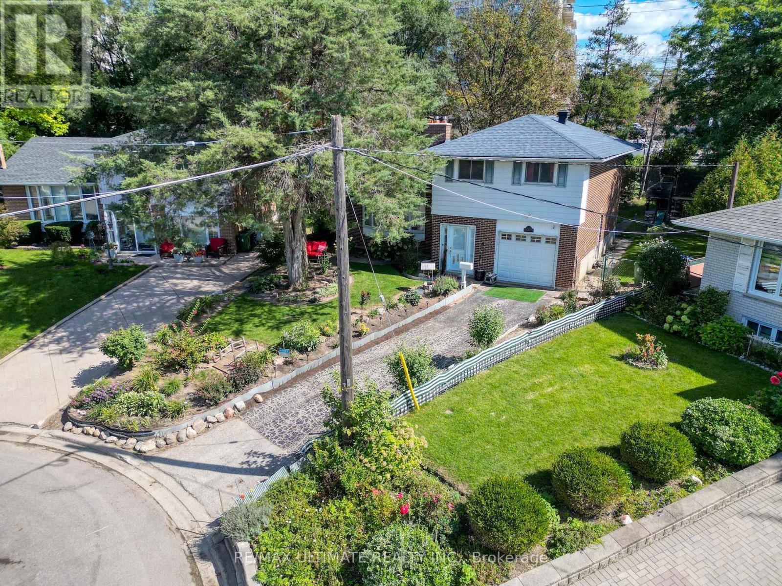 12 PETAL COURT, Toronto, Ontario