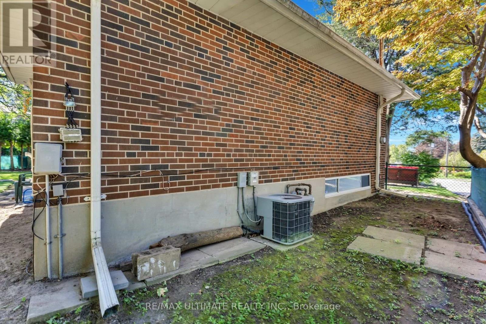 12 Petal Court, Toronto, Ontario  M4A 1V8 - Photo 34 - C13821676