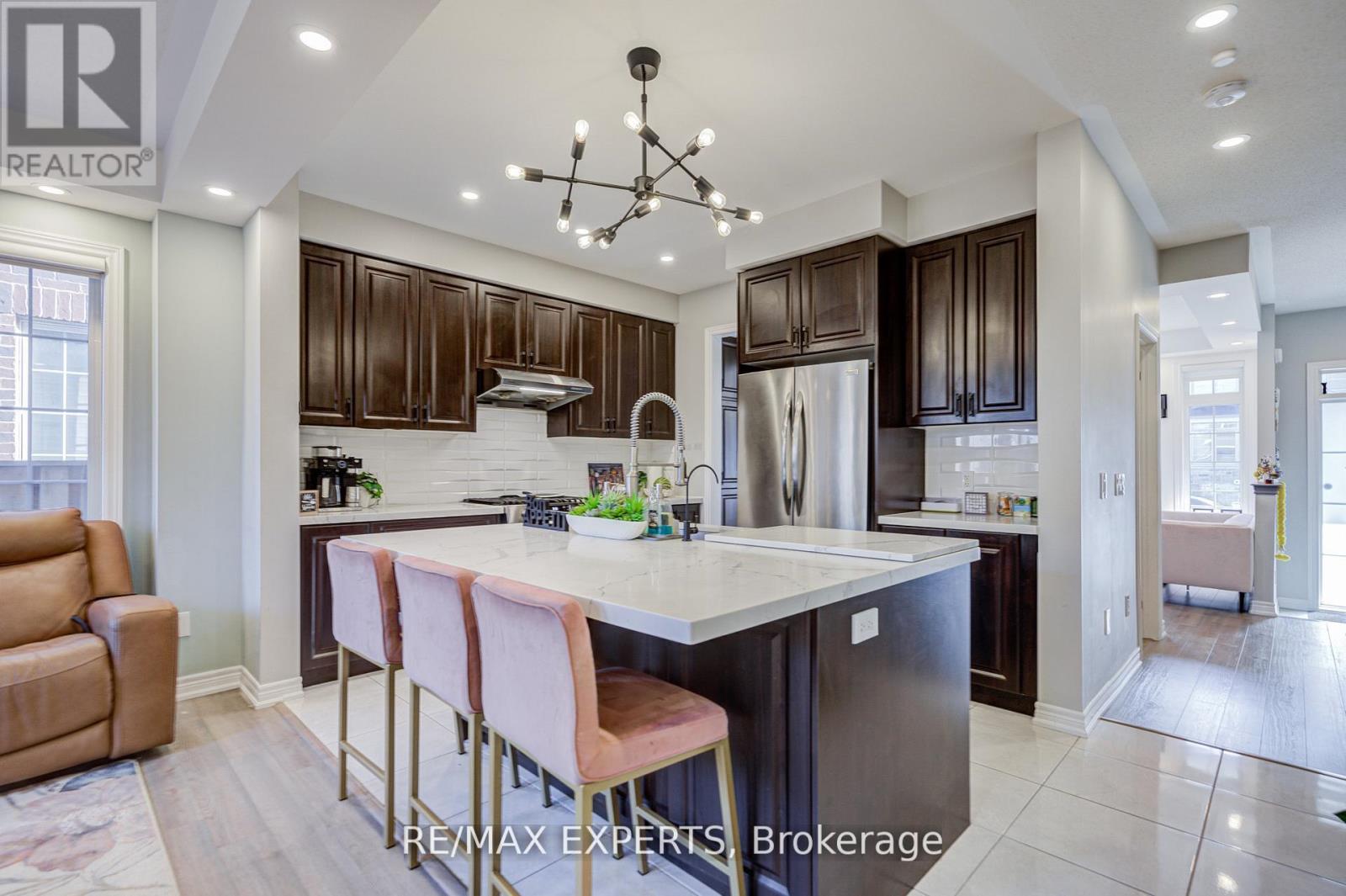 32 Walter Proctor Road, East Gwillimbury, Ontario  L9N 0P1 - Photo 14 - N13821660