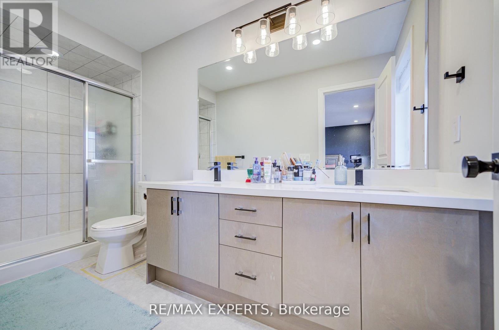 32 Walter Proctor Road, East Gwillimbury, Ontario  L9N 0P1 - Photo 29 - N13821660
