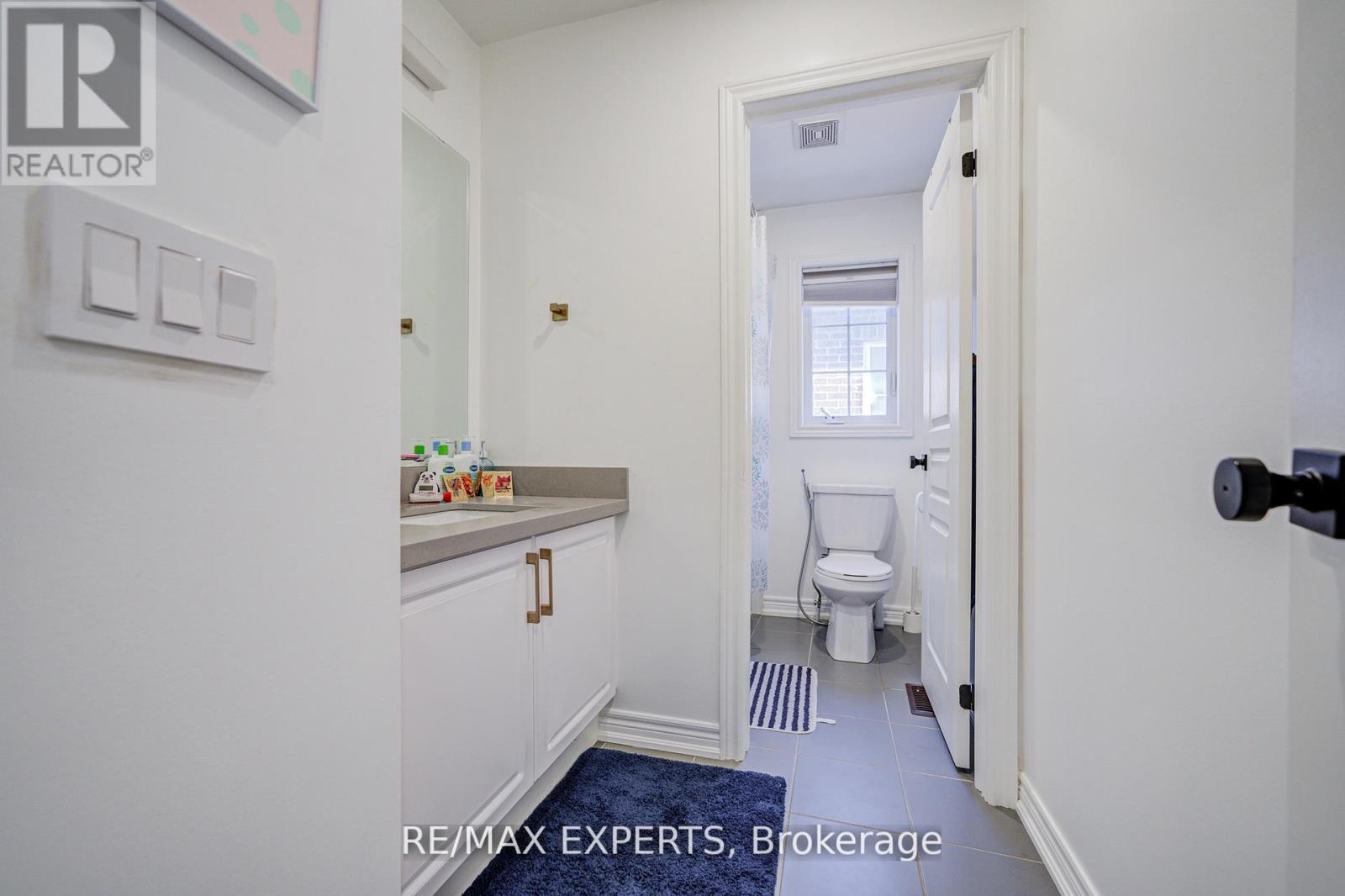 32 Walter Proctor Road, East Gwillimbury, Ontario  L9N 0P1 - Photo 31 - N13821660