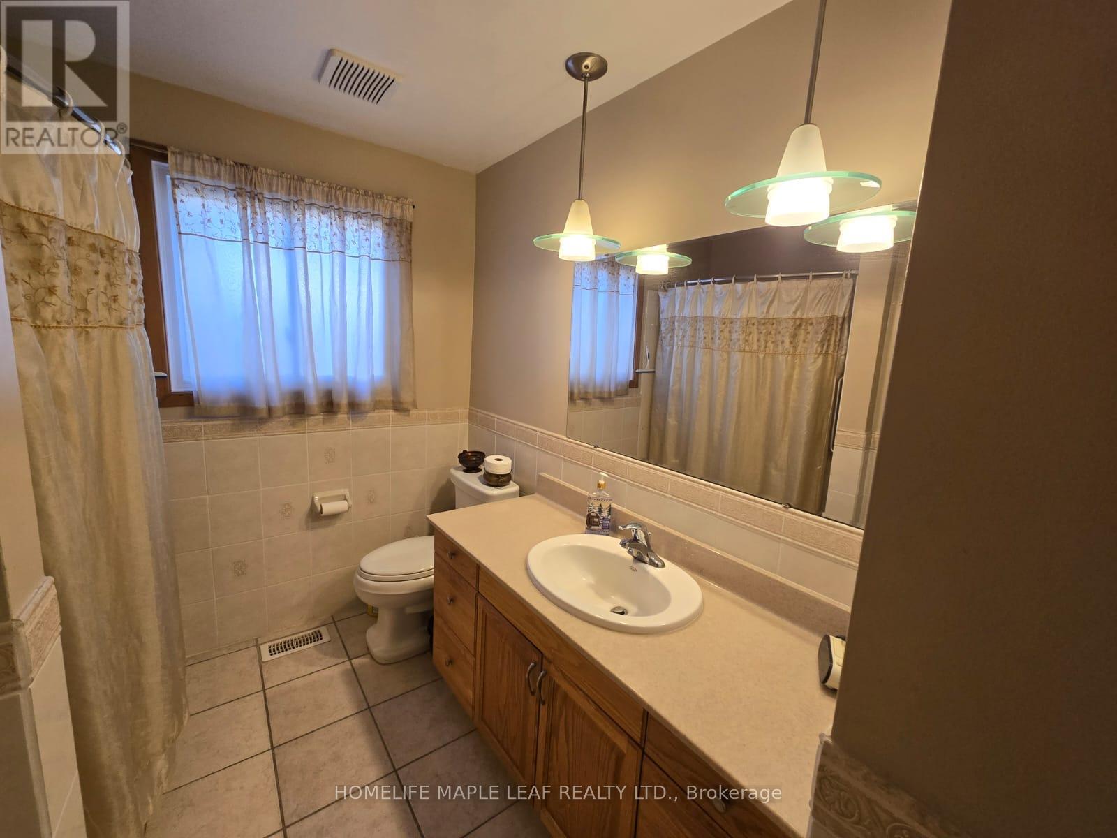 410 Lakeview Drive, Waterloo, Ontario  N2L 4Z6 - Photo 17 - X13813956