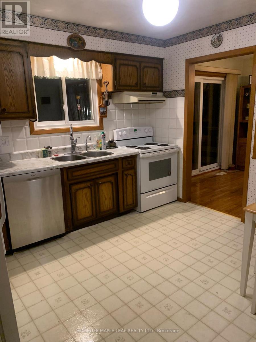 410 Lakeview Drive, Waterloo, Ontario  N2L 4Z6 - Photo 8 - X13813956