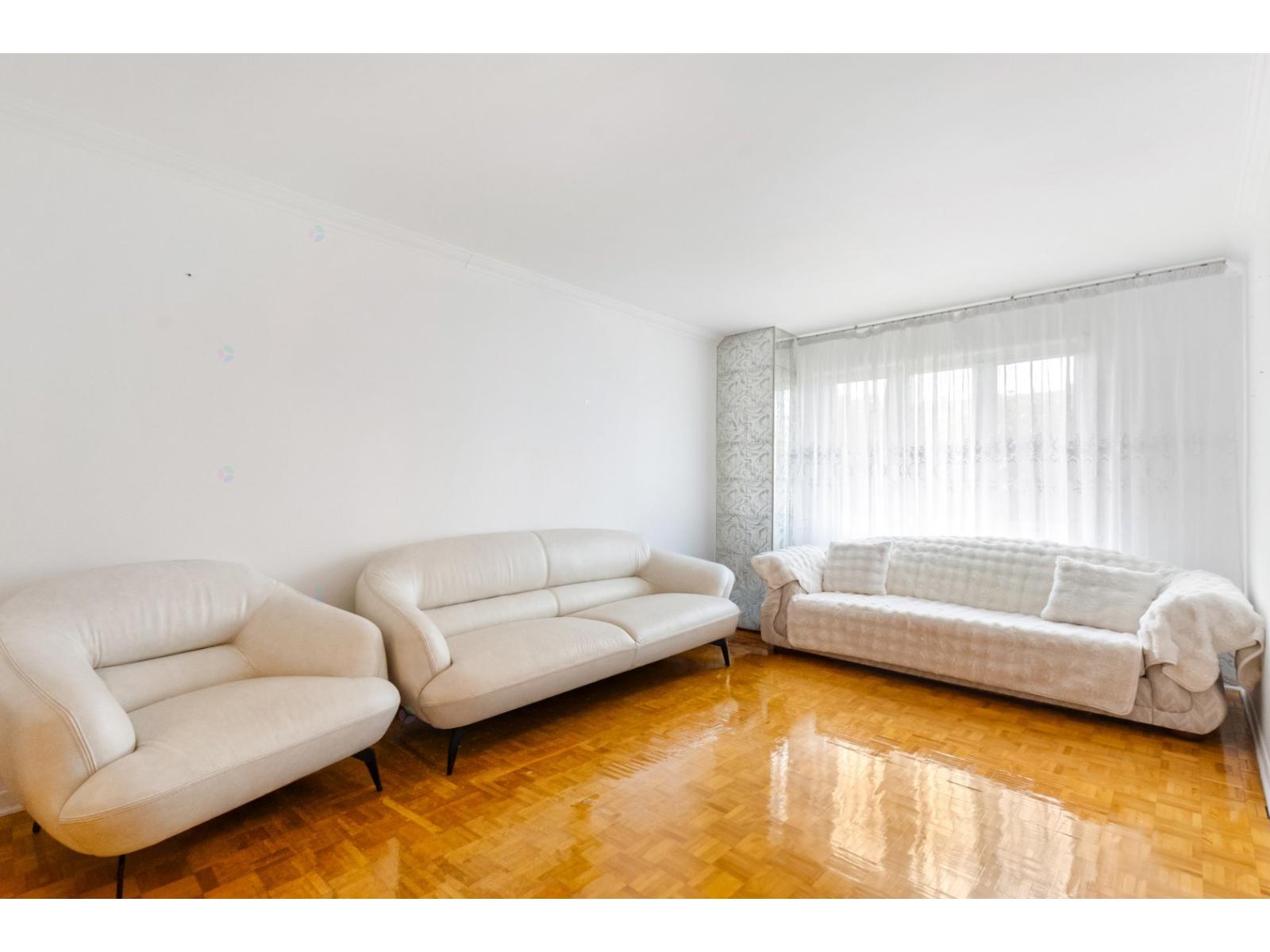 6610 Rue Pinard Brossard Quebec Canada J4W2Y7 5
