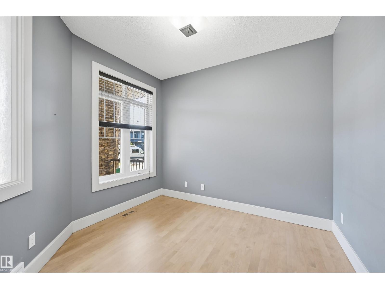 5216 Mullen Ct Nw, Edmonton, Alberta  T6R 0R2 - Photo 6 - E4499268