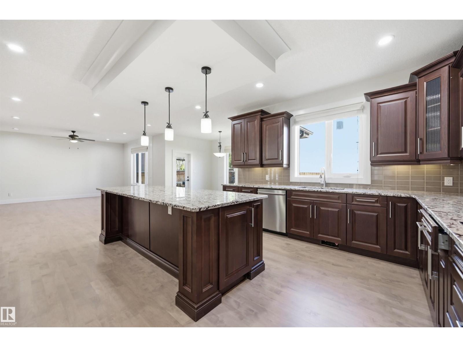 5216 Mullen Ct Nw, Edmonton, Alberta  T6R 0R2 - Photo 18 - E4499268