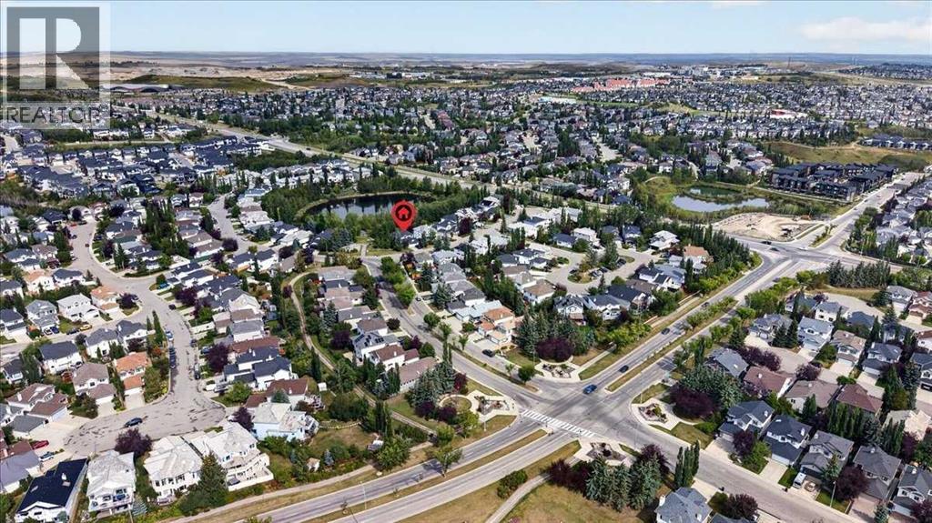 Walkable to Tuscany LRT station down Rocky Ridge Road, and so close to the Shane YMCA and shopping on Country Hills Blvd
