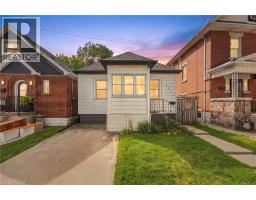 524 ROXBOROUGH Avenue, Hamilton, Ontario