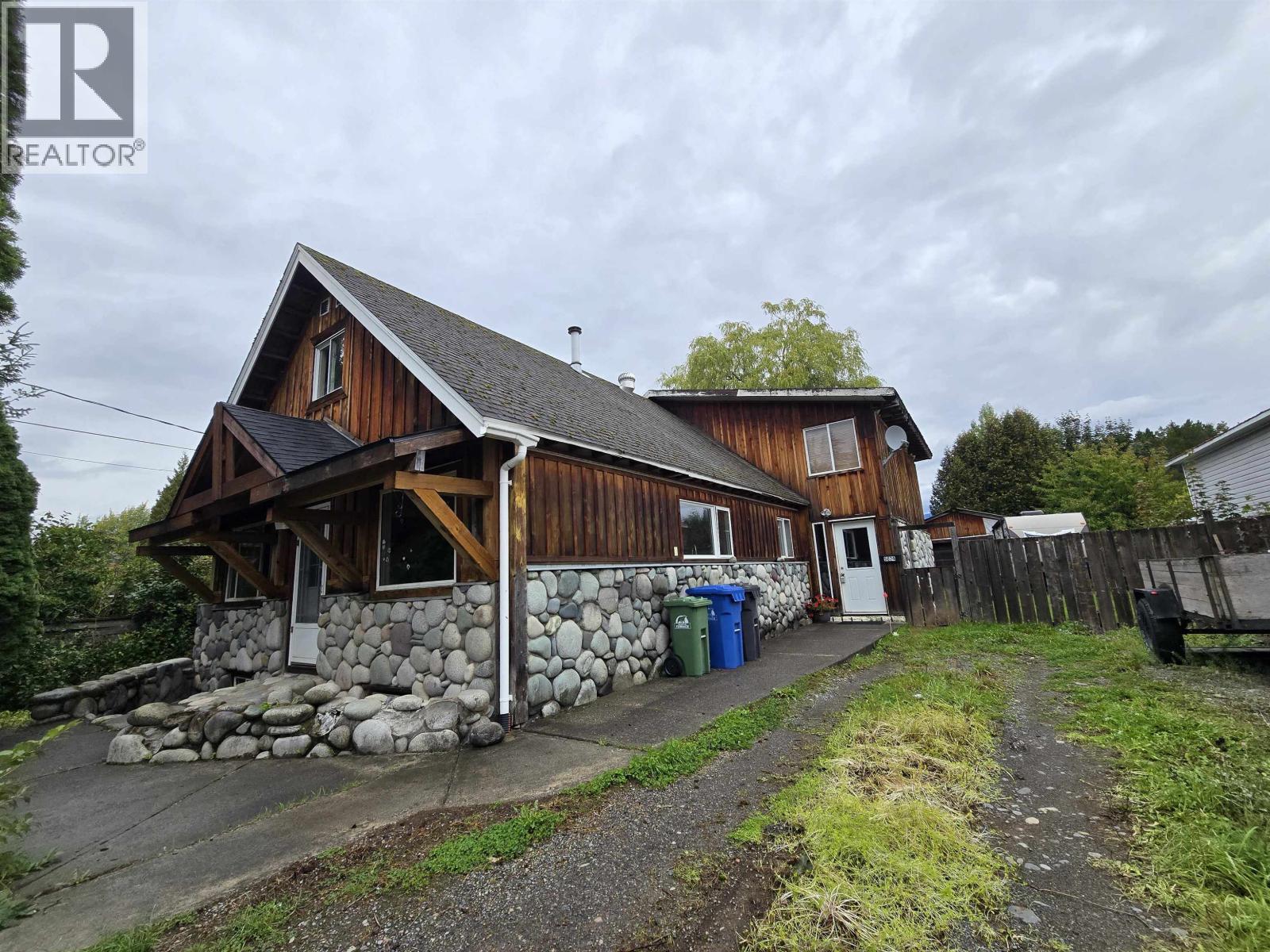 5024 AGAR AVENUE, Terrace, British Columbia