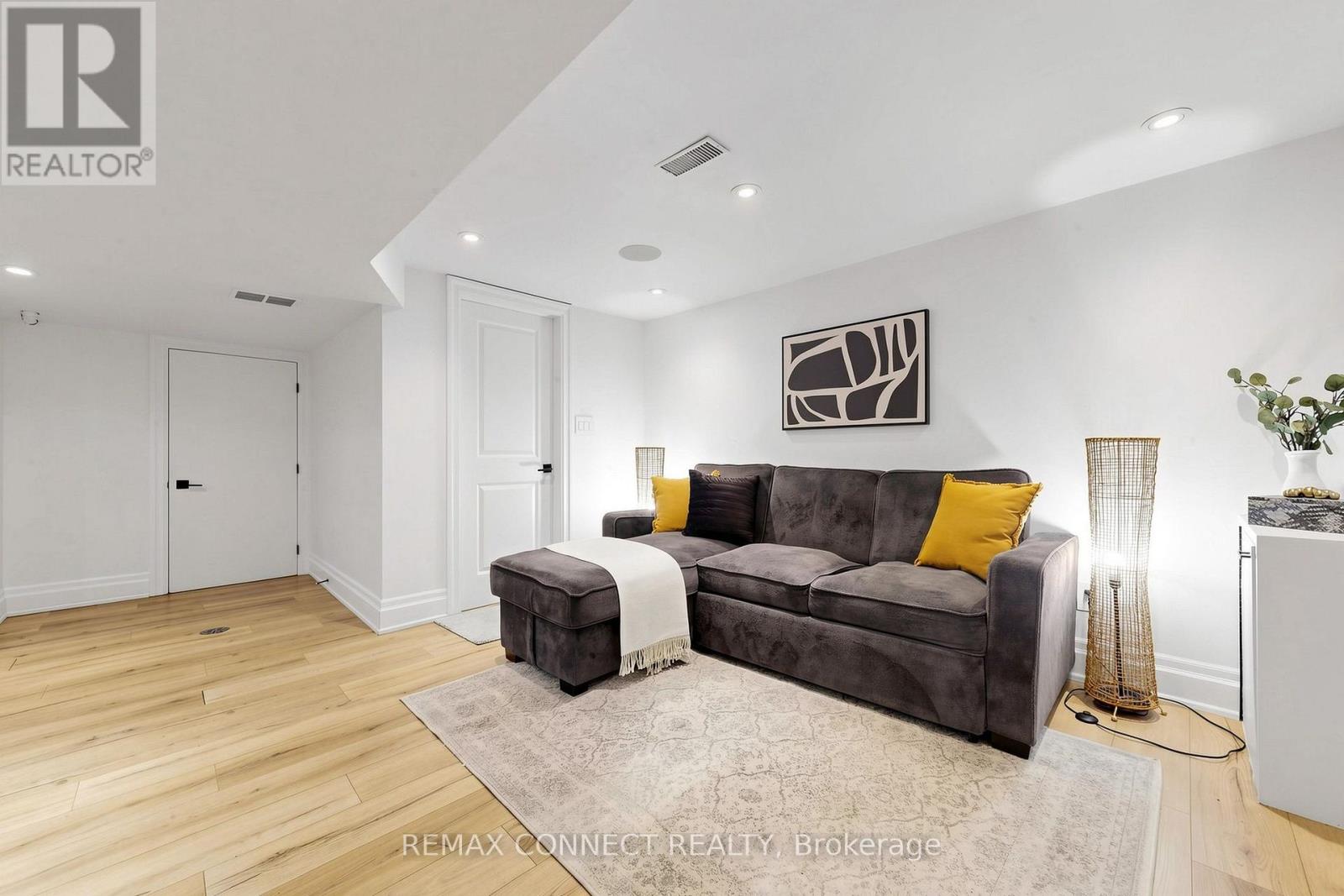 10 Catalina Drive, Toronto, Ontario  M1M 1K6 - Photo 26 - E13821716