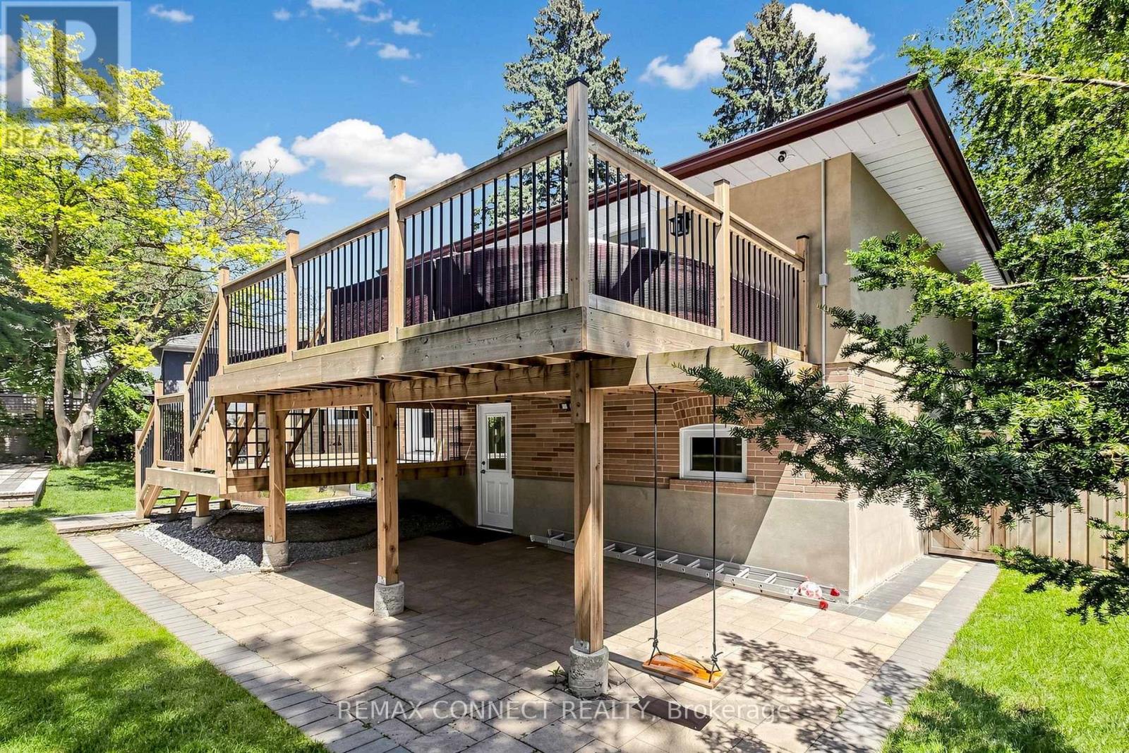10 Catalina Drive, Toronto, Ontario  M1M 1K6 - Photo 41 - E13821716