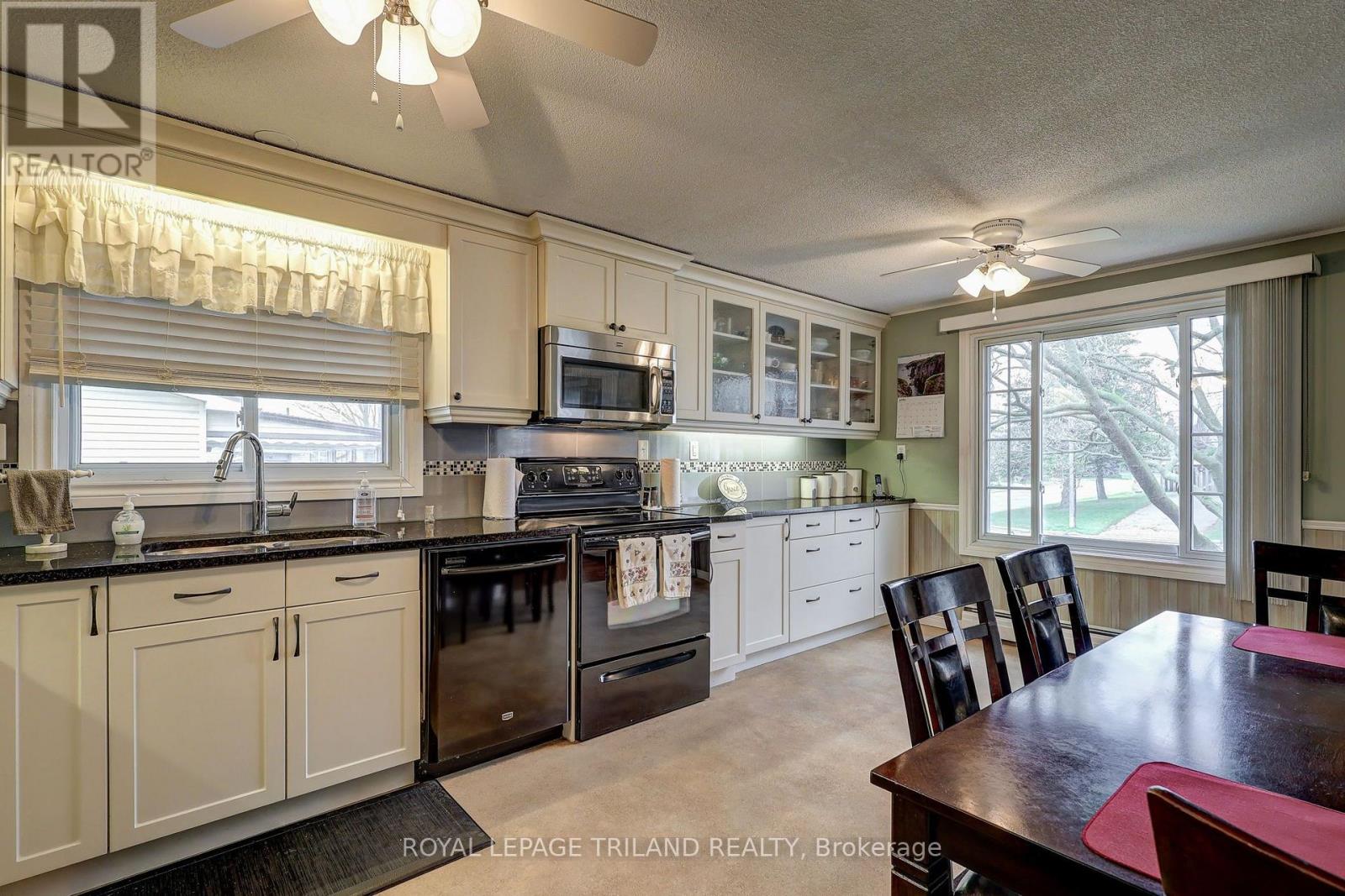 58 Vanbuskirk Drive, St. Thomas, Ontario  N5R 4Z2 - Photo 21 - X13820430
