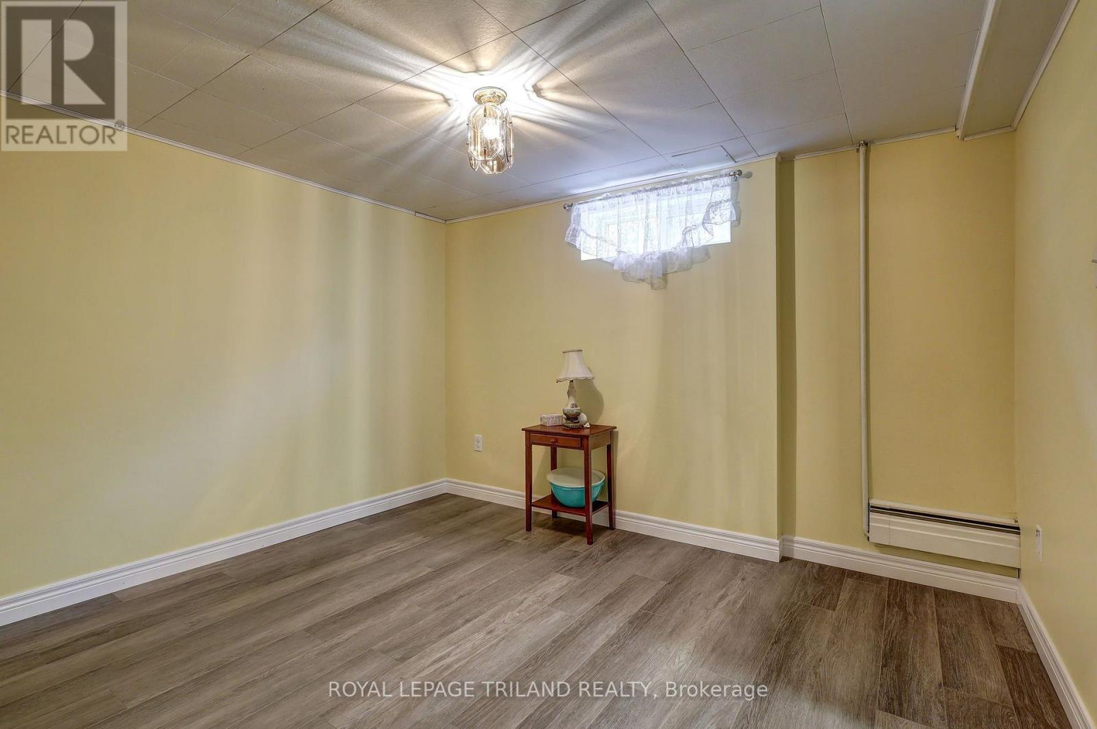 58 Vanbuskirk Drive, St. Thomas, Ontario  N5R 4Z2 - Photo 39 - X13820430