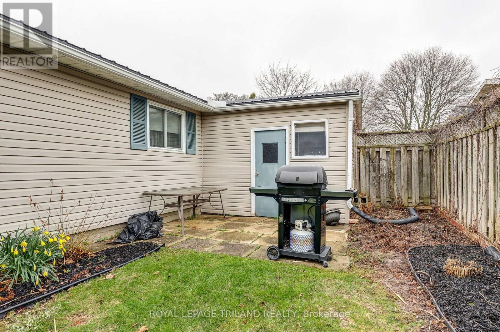 58 Vanbuskirk Drive, St. Thomas, Ontario  N5R 4Z2 - Photo 7 - X13820430
