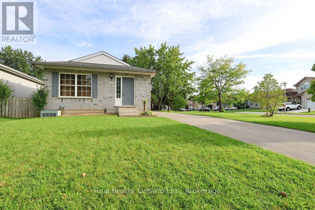 342 Fleming Drive, London East, Ontario  N5V 4Y6 - Photo 3 - X13821728