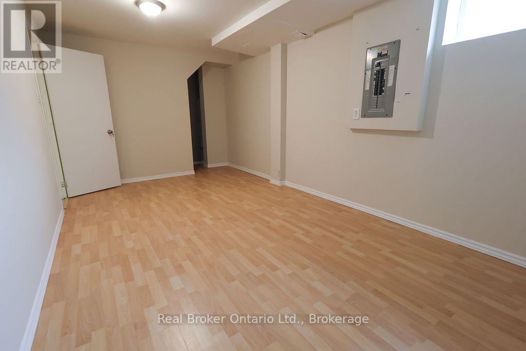 342 Fleming Drive, London East, Ontario  N5V 4Y6 - Photo 36 - X13821728