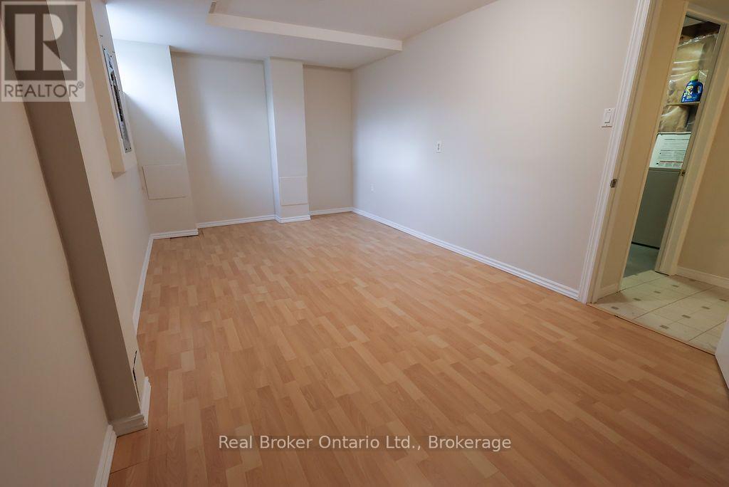 342 Fleming Drive, London East, Ontario  N5V 4Y6 - Photo 38 - X13821728