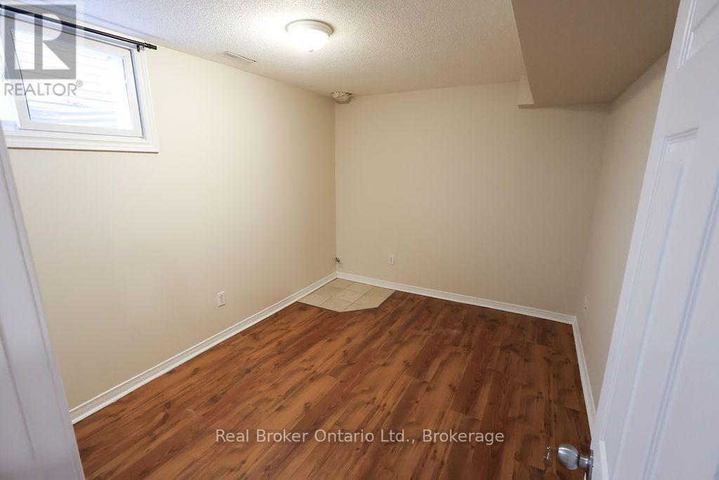 342 Fleming Drive, London East, Ontario  N5V 4Y6 - Photo 45 - X13821728